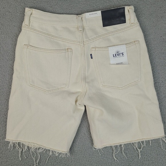 Levi’s Shorts Womens Size 25 (Measured 28 Waist) Made & Crafted Relaxed Distress - Picture 2 of 16